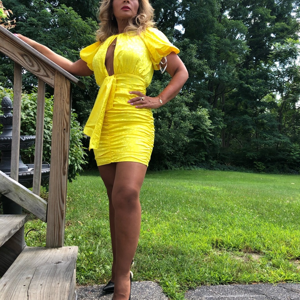 Dress - Picture 5 of 6
